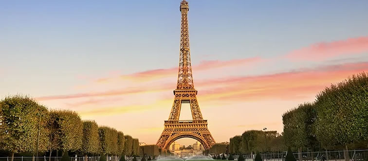 Name the territory housing this landmark! (Eiffel Tower)